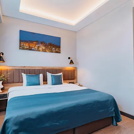 Port Hotel 3*